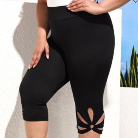 Pants - High Waisted Stretch Capri Pant - 5XL - US24W